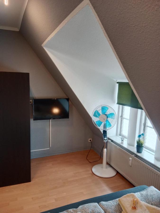 Flensburg Zentrum 10 Vh Dgr Apartment ภายนอก รูปภาพ